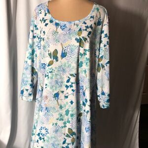 French Bazaar women’s floral/bird tunic size L